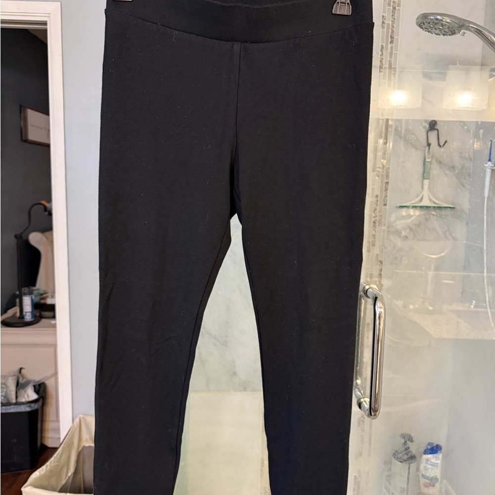 CAbi Black Ankle Zip Leggings size medium #3578 good condition